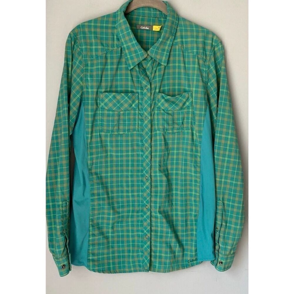 Cabela’s women’s plaid, green and yellow snap front closure shirt size medium